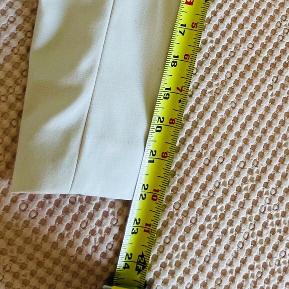 H&M Cream Blazer Women's Size 2 - Picture 10 of 16